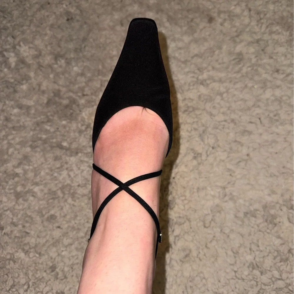 Stuart Weitzman Black Satin Pointed Toe Kitten Heels Rhinestone Straps Womens 8M